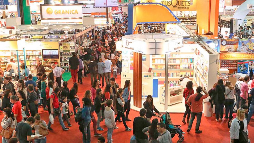 30_08_2025_feria_libro_cedoc_g