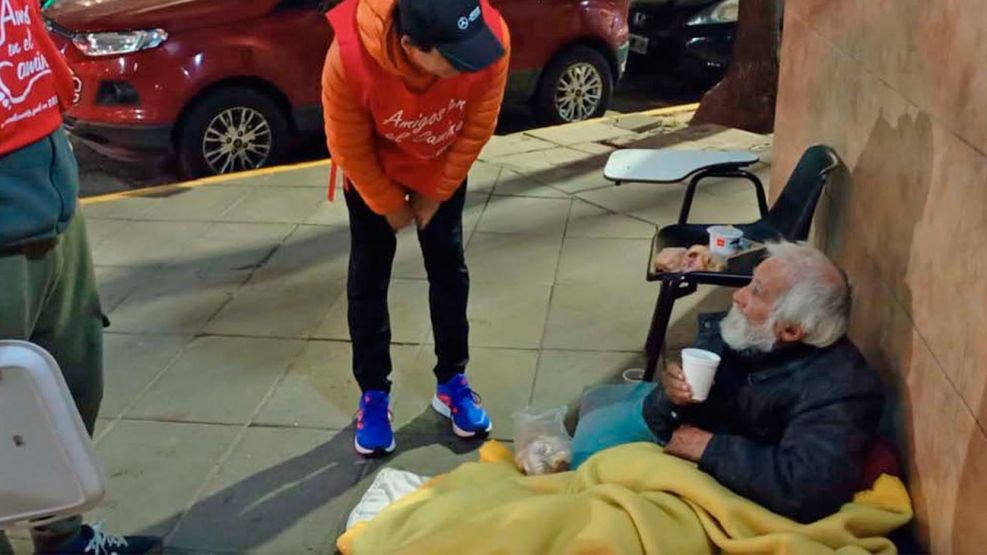 310825_jubilados_adulto_mayor_indigencia_situacion_calle_amigoenelcamino_g
