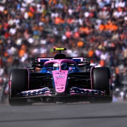 El piloto argentino de Alpine, Franco Colapinto, conduce durante el Gran Premio de los Países Bajos de Fórmula 1 en el circuito de Zandvoort, en el oeste de los Países Bajos. | Foto:JOHN THYS / AFP