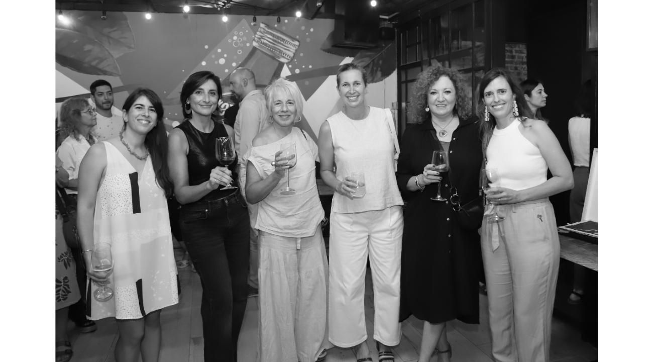 MARCELA MARLA: Entre lo matérico y lo espiritual