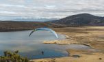 Esquel en primavera: astroturismo, parapente y navegación lacustre entre otras actividades