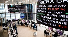 French Economy as Euro Area Sustains Modest Growth 