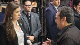 Victoria Villarruel visitó la fábrica de Fate en el Día de la Industria