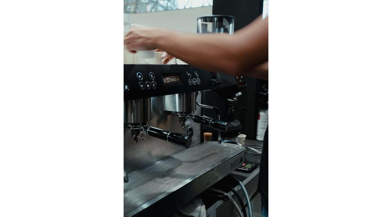 Entaza Córdoba 2025: MOMO Tostadores y West Indian, una alianza que celebra la cultura del café
