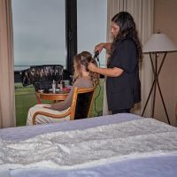Vestidos que cuentan historias: el arte de acompañar a cada novia, por Juliana De Marco
