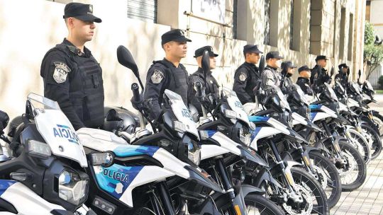 Escala salarial de la Policía bonaerense en octubre: el esquema completo tras el acuerdo del Gobierno provincial