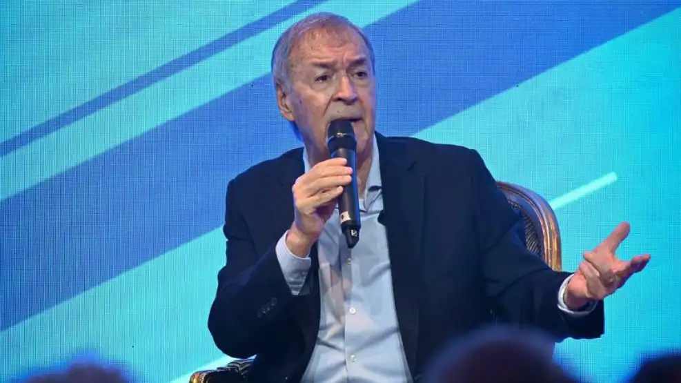 juan-schiaretti-en-fm-2092468
