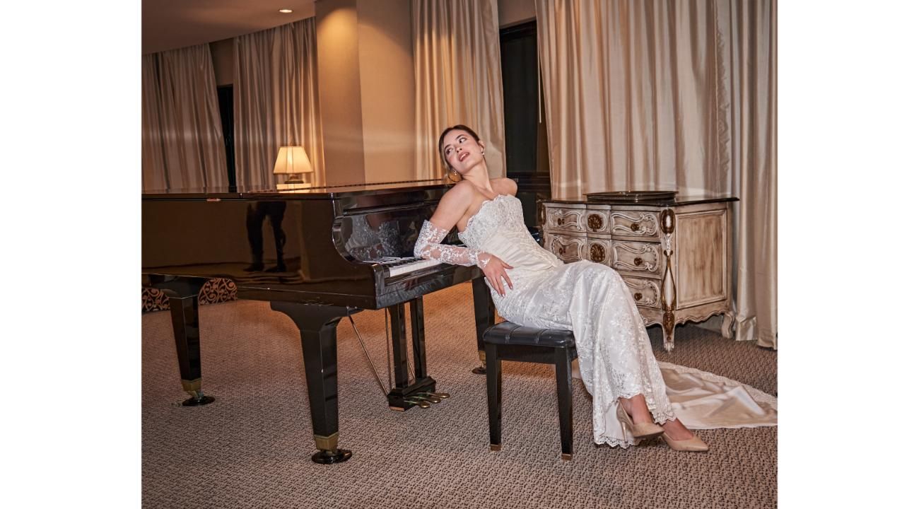 Vestidos que cuentan historias: el arte de acompañar a cada novia, por Juliana De Marco