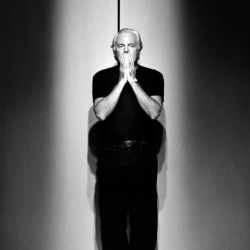 MURIO GIORGIO ARMANI