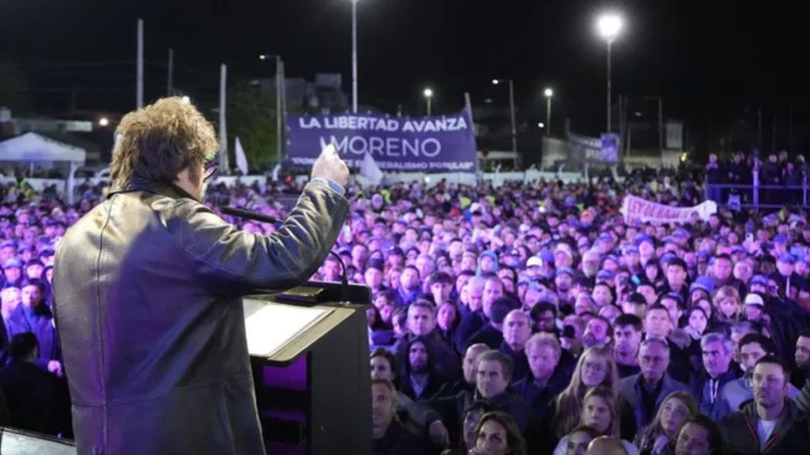 Para la organización del acto de Javier Milei se trató “una noche más en Moreno”