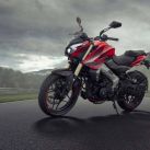 Bajaj lanza en Argentina la nueva Rouser NS400Z