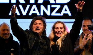 Javier y Karina Milei durante un acto en Moreno 04092025
