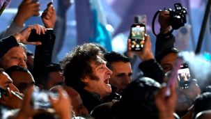 Acto Milei Karina Policía detenidos Moreno 04092025