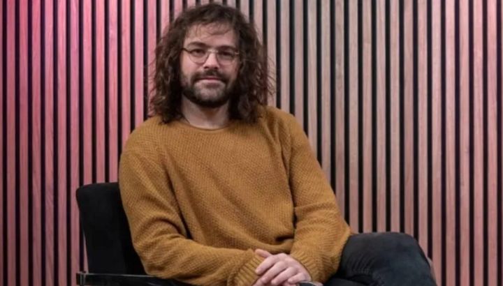 El radical cambio de look de Peter Lanzani: luce irreconocible