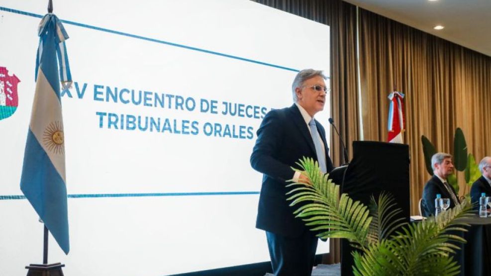 04-09-2025 Llaryora Jornadas jueces tribunales orales Salsipuedes