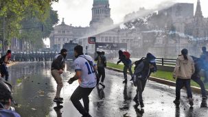 060925_congreso_protesta_represion_cuarterolo_g