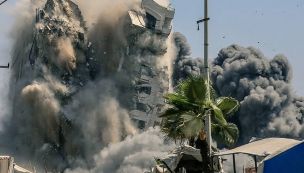 Israel lleva a cabo una destrucción casi total en su lucha contra Hamás en Gaza.