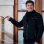 Con un Luis Caputo en crisis, fondos de inversión testean las chances de Axel Kicillof en las urnas