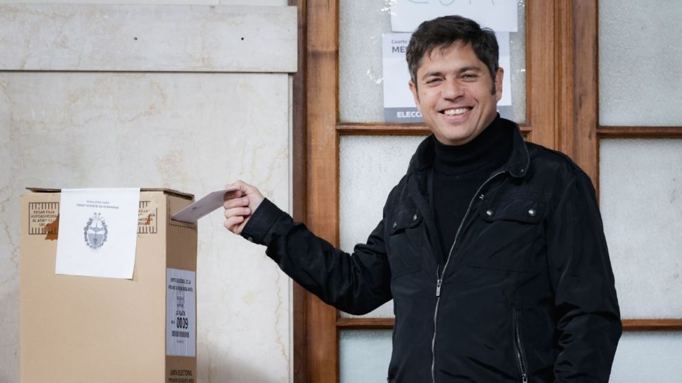 El gobernador Axel Kicillof votó en La Plata
