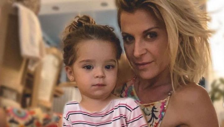 Los looks gemelos de Eugenia Tobal y su hija para un casamiento en familia: "Nos vamos de casorio"