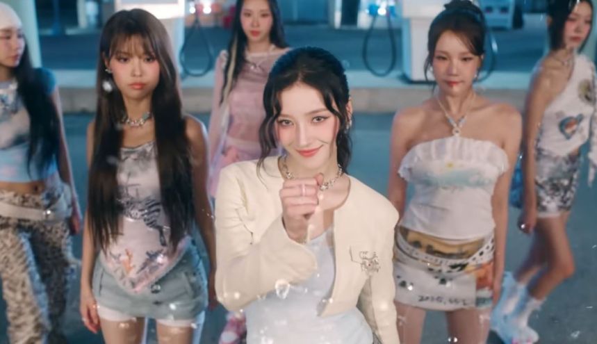 MOMOLAND