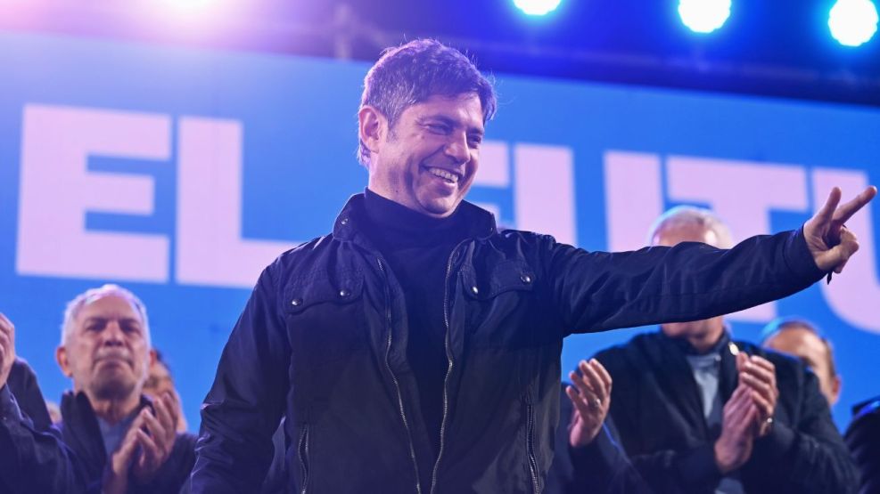 Axel Kicillof festejó el triunfo electoral en el búnker de Fuerza Patria 