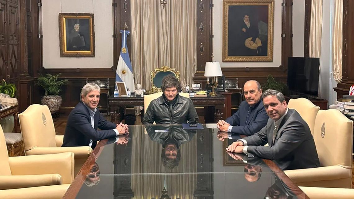 Luis Caputo, Javier Milei, Guillermo Francos and Lisandro Catalán at the Casa Rosada.