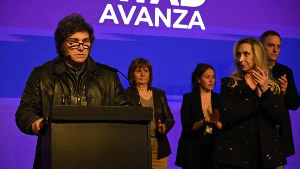 Javier Milei y Karina Milei