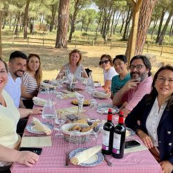 Castilla y León hace gala de varias rutas vitivinícolas que combinan el turismo rural con su esencia cálida.