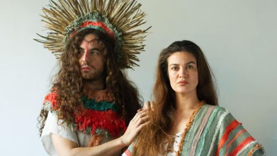 Las aventuras de la CHINA IRON en escena por Elisa Salzmann