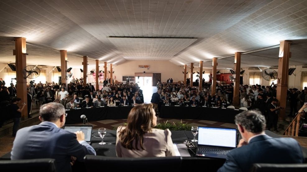 Sesión de la Legislatua en Laboulaye