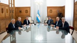 El mandatario chaqueño participó en Casa Rosada del encuentro inaugural junto a sus pares de Mendoza y Entre Ríos.