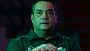 Gustavo Peirone DT de Atenas Básquetbol