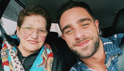 Diego Poggi y su abuela