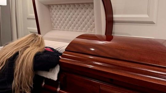 Londres debate un polémico “impuesto a la muerte” para financiar el sistema de cuidados