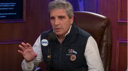 Caputo en Carajo TV, intentando sostener el discurso libertario en medio de las tensiones de mercado.