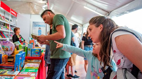 Ciencia, gastronomía y poesía: las claves de la nueva edición de la Feria del Libro en Córdoba