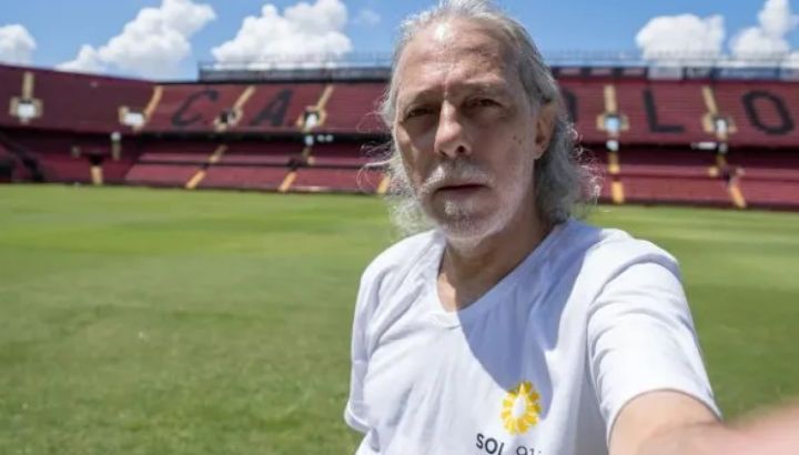 Murió Walter Saavedra, emblemático periodista deportivo y relator de fútbol, a los 68 años