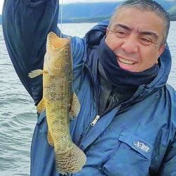 Dos pesqueros que sobresalen todo el año en la provincia y que nos permiten combinar la actividad piscatoria con la familia. 