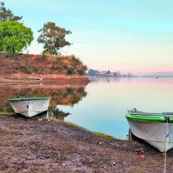 Dos pesqueros que sobresalen todo el año en la provincia y que nos permiten combinar la actividad piscatoria con la familia. 
