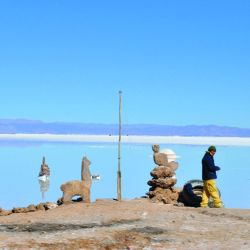 Más de una veintena en nuestro país, con áreas planas e irregulares, secas algunas, inundadas y formando espejos otras.