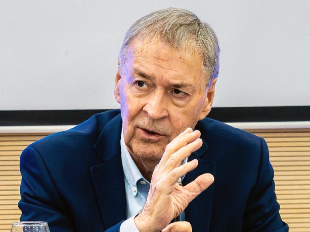 Dildoni dumba ichiga qanday qilib togri kiritish kerak