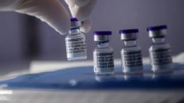 Advierten sobre los efectos adversos de la vacuna contra el covid.     