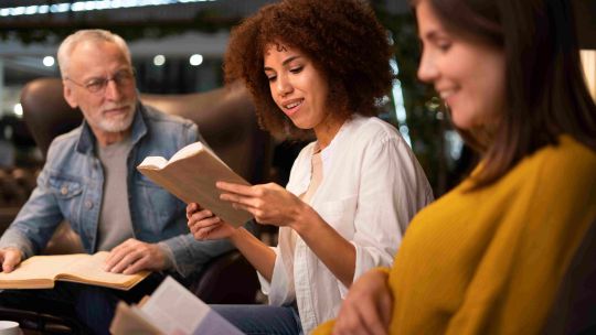 ¿Qué nos pasa con lo que está pasando?: Leer para vivir mejor