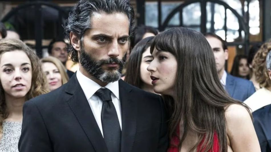 Joaquín Furriel y Úrsula Corberó arrasan en Netflix con una nueva película intensa y romántica