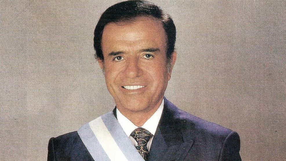 200925_menem_banda_presidencial_cedoc_g