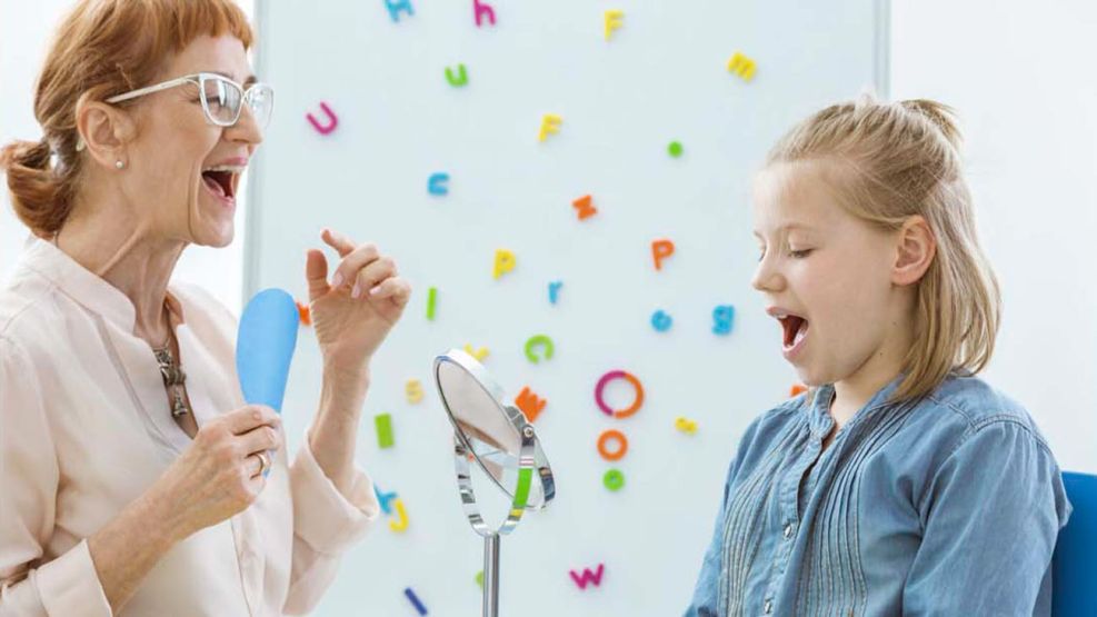 210925_fonoaudiologia_niñez_cuidados_shutterstock_g