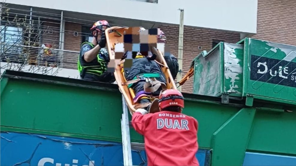 Hombre salvado de la compactadora en Córdoba