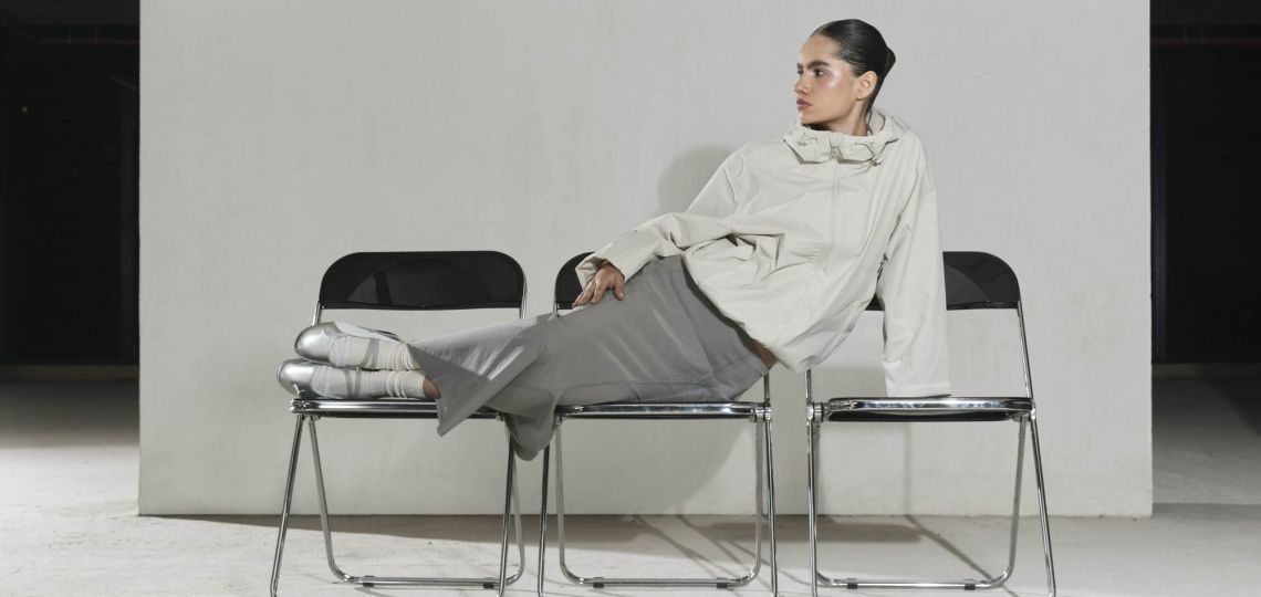 Conocé estas ballerinas que son zapatillas y se adaptan a todos los looks de primavera