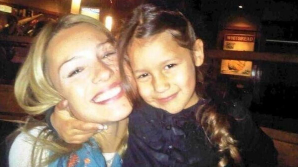 Pampita y Blanca